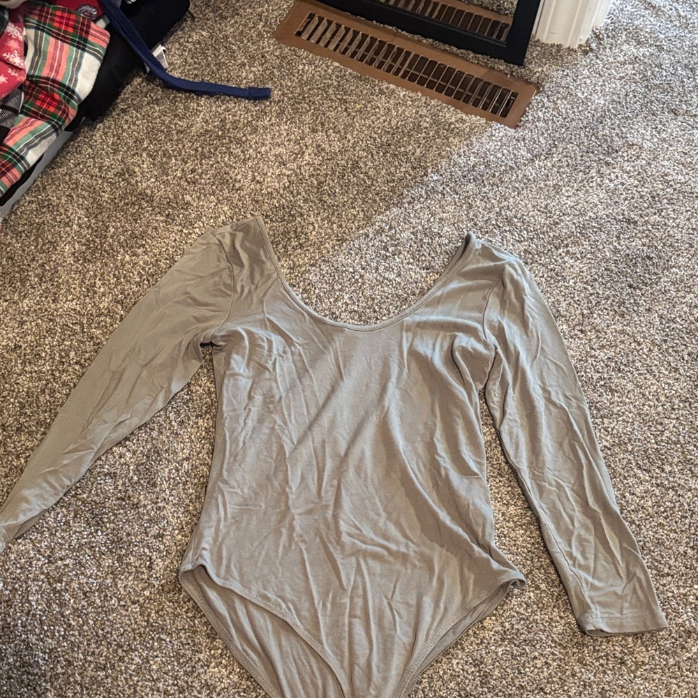 Forever 21 Gray Long Sleeve Bodysuit